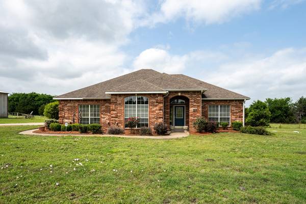 1008 N Elm Street, Kemp, TX 75143