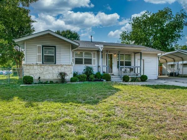 301 Anderson Drive, Hurst, TX 76053