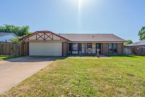 528 Baldwin Avenue, Crowley, TX 76036