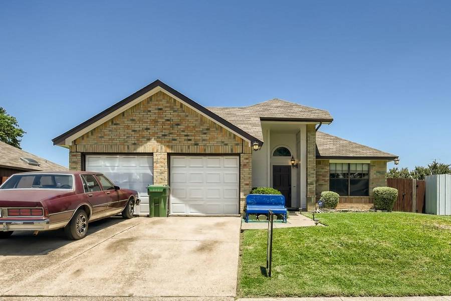 1509 Endicott Drive, Arlington, TX 76018