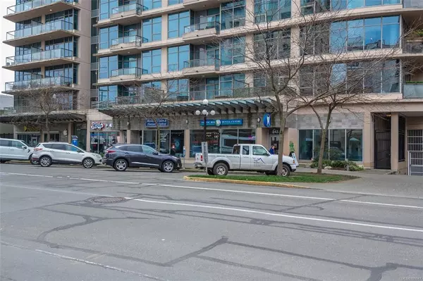 Victoria, BC V8W 4A3,845 Yates St #402