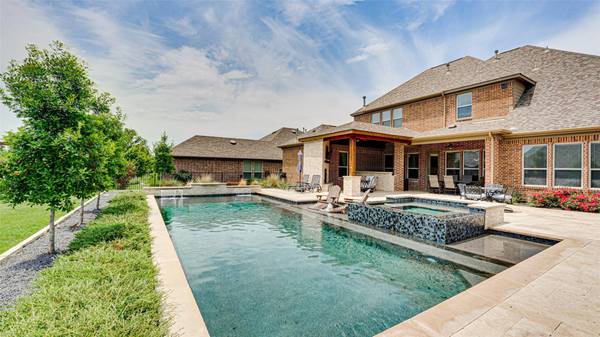 817 Calm Crest Drive, Rockwall, TX 75087