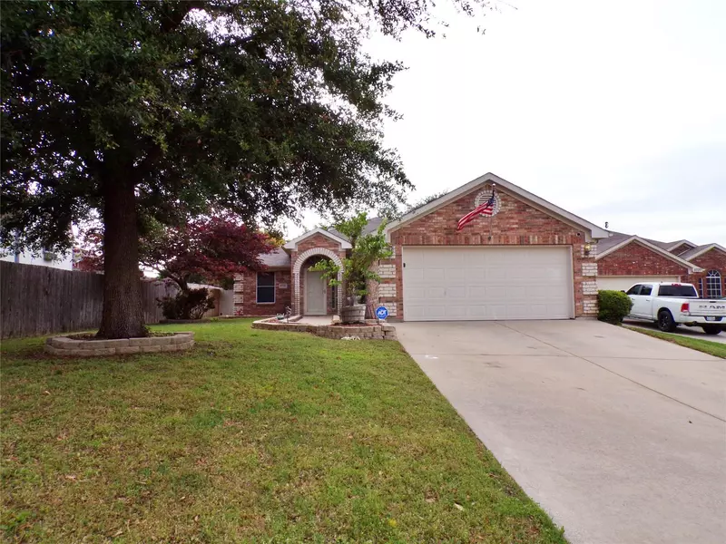 5733 Cutler Lane, Fort Worth, TX 76179