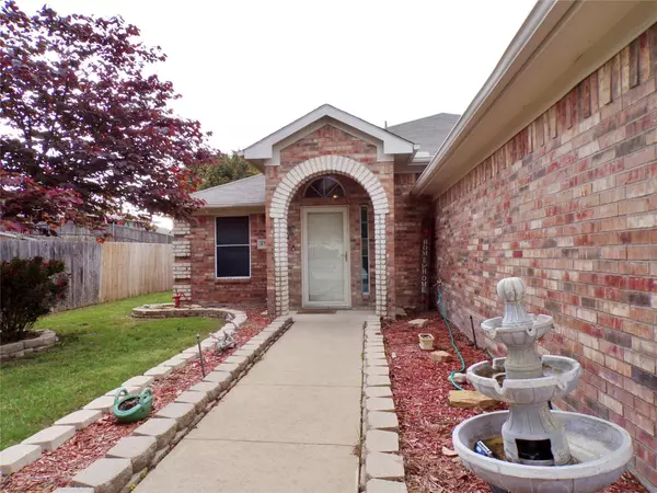 Fort Worth, TX 76179,5733 Cutler Lane