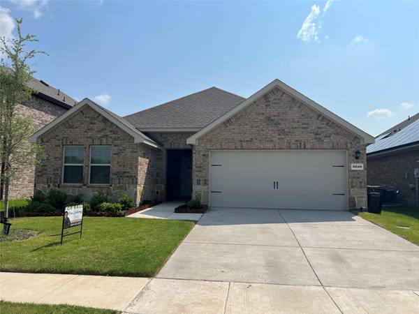 3220 Frazier Street, Mesquite, TX 75126