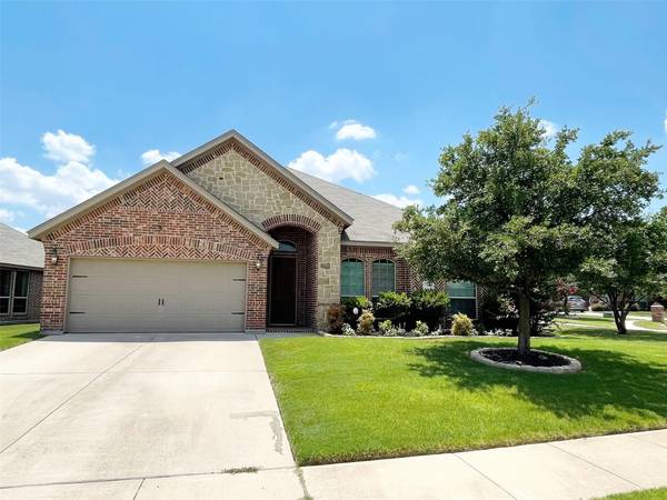 1155 Rosemary Court, Burleson, TX 76028