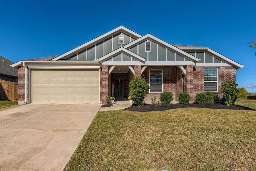 8409 Trickham Bend, Fort Worth, TX 76131