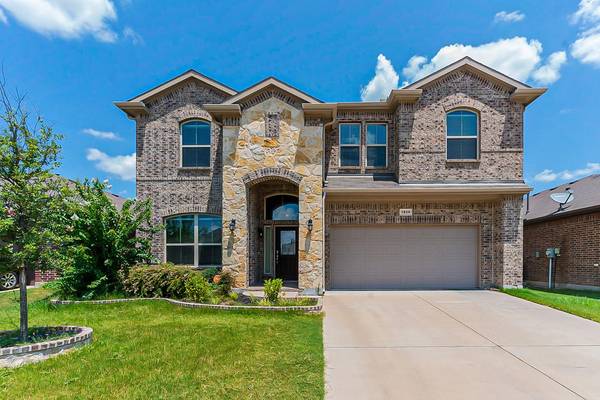 1929 Velarde Road, Fort Worth, TX 76131