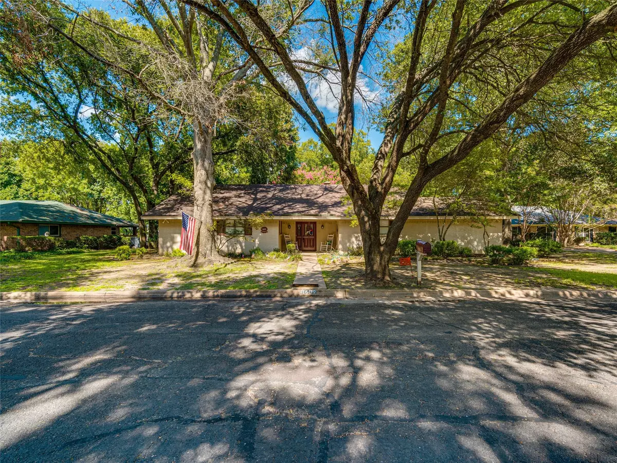 Corsicana, TX 75110,1609 Glenbrook Street