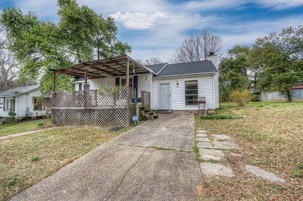 210 S Roosevelt Drive, Minden, LA 71055