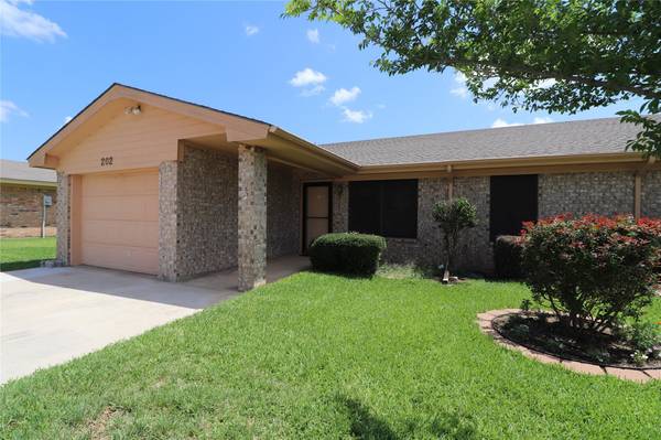 202 Wills Way, Early, TX 76802