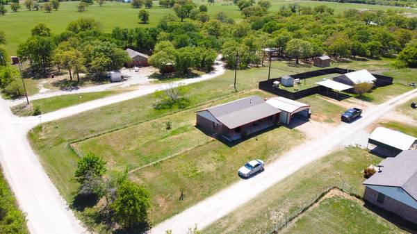 121 Wesley Lane, Bridgeport, TX 76426