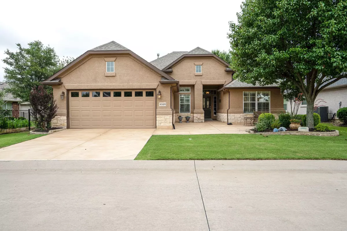 Denton, TX 76207,9509 Orangewood Trail