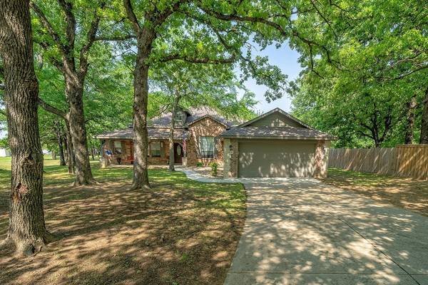 812 Sherry Lane S, Krugerville, TX 76227