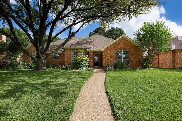 2557 Buttercup Drive, Richardson, TX 75082