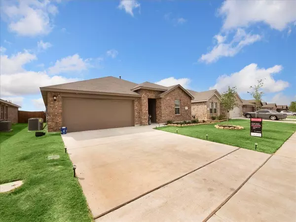 Forney, TX 75126,4107 Dunes Drive