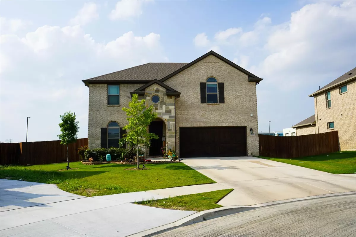 Fort Worth, TX 76179,6276 Thunderwing Drive