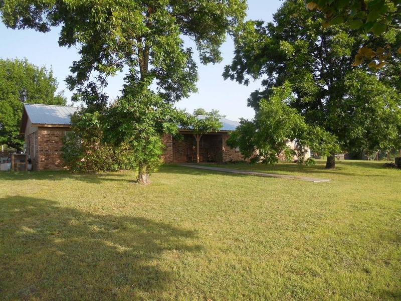 310 Summitt Street, Ranger, TX 76470