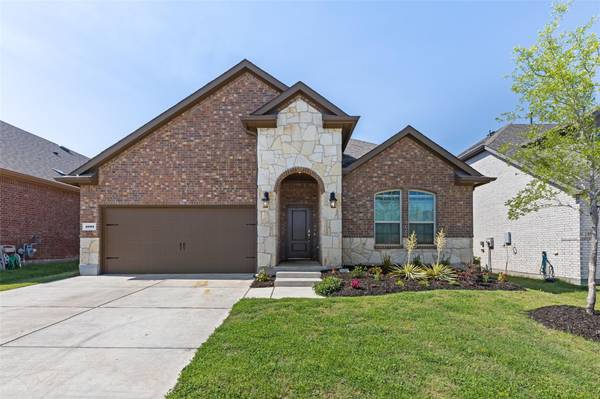 1005 Azure Lane, Celina, TX 75009