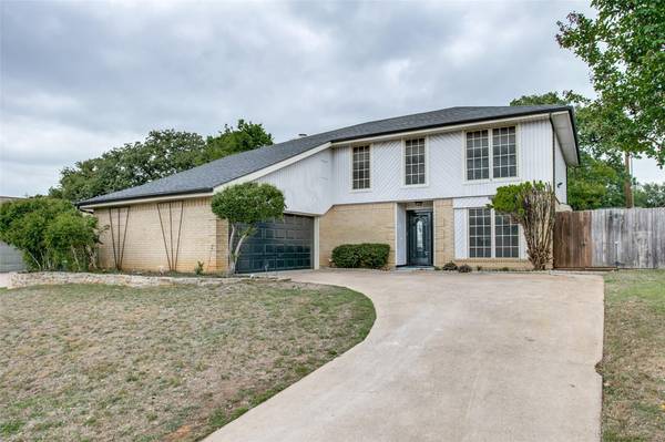 101 Springridge Lane, Euless, TX 76039