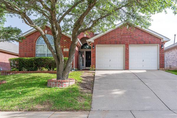 407 E Whitener Road, Euless, TX 76040