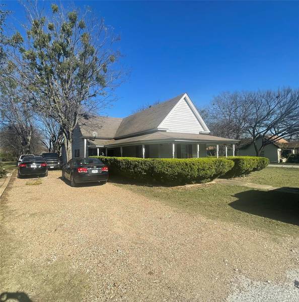 133 E 6th Street, Lancaster, TX 75146