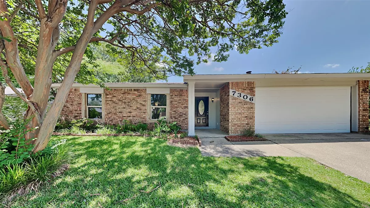 Dallas, TX 75249,7306 Hedge Drive