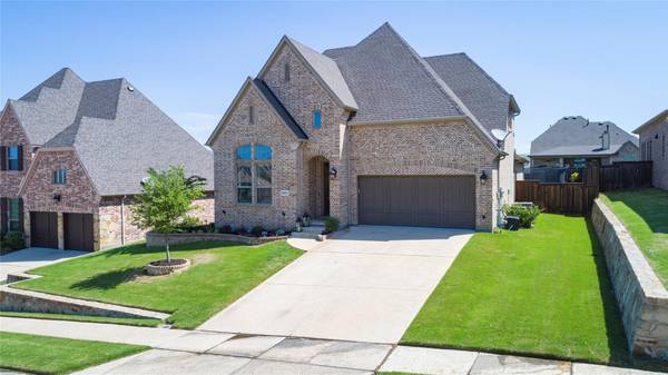 1004 Riviera Road, Roanoke, TX 76262