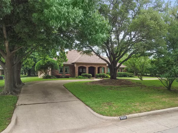 Carrollton, TX 75007,2233 Arbor Crest Drive