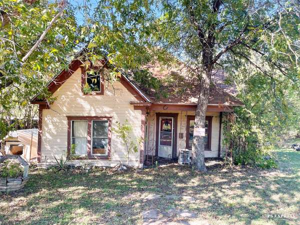 306 W 3rd Street, Cisco, TX 76437