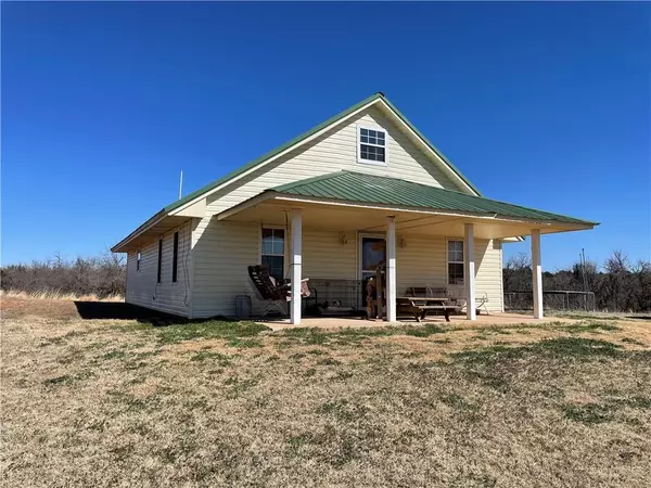 753 County Street 2770 Road, Minco, OK 73059