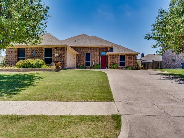 120 Troy Lane, Red Oak, TX 75154