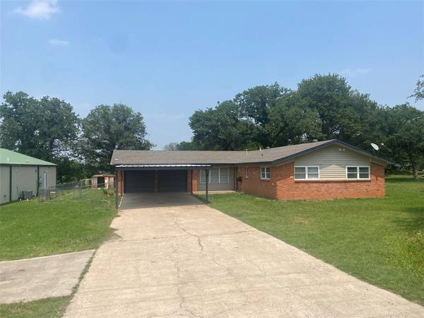 909 E Highway 199, Springtown, TX 76082