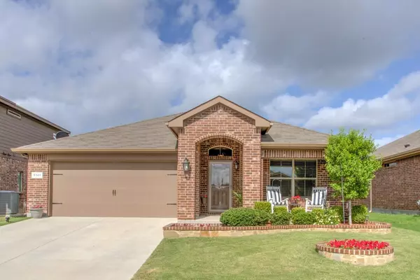 5141 Grayson Ridge Drive, Fort Worth, TX 76179