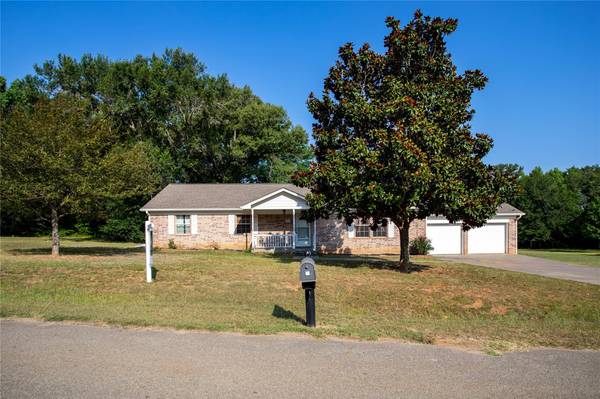 201 Vz County Road 4828, Chandler, TX 75758