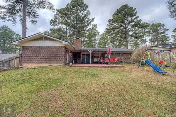 Haughton, LA 71037,105 Pine Lake Drive