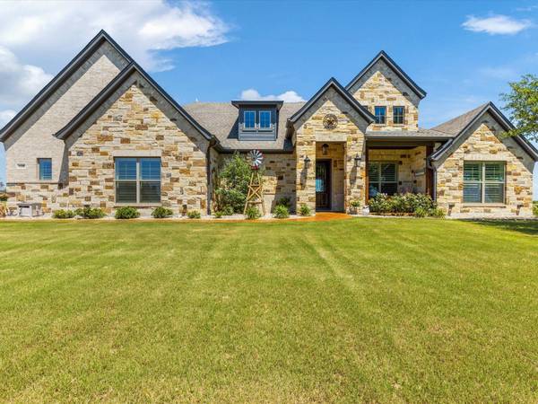 128 Stanford Lane, Springtown, TX 76082