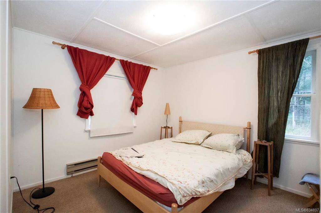 Pender Island, BC V0N 2M1,4222 Armadale Rd