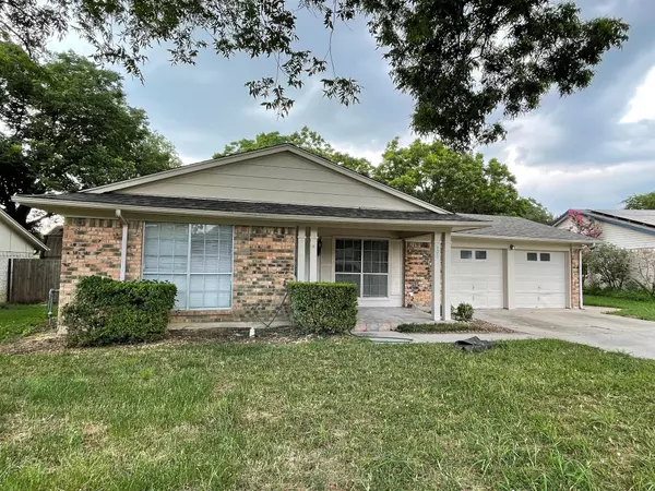 407 Colgate Court, Arlington, TX 76014