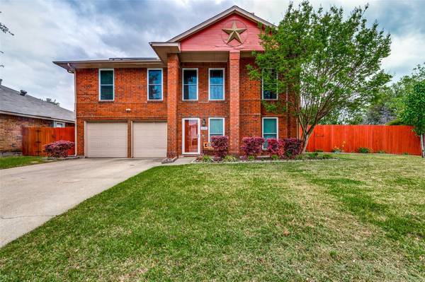 6600 Hightower Drive, Watauga, TX 76148