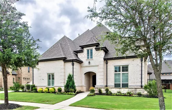 905 Rhone Lane, Southlake, TX 76092