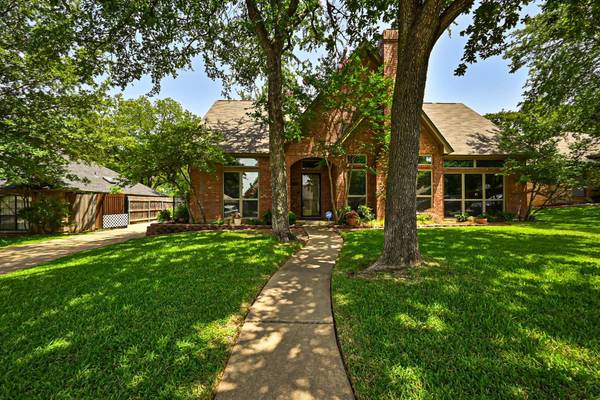 120 Brushy Mound Road, Burleson, TX 76028