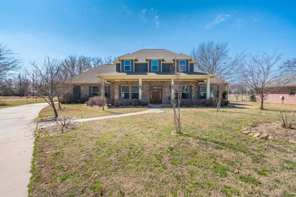 312 Private Road 5938, Emory, TX 75440