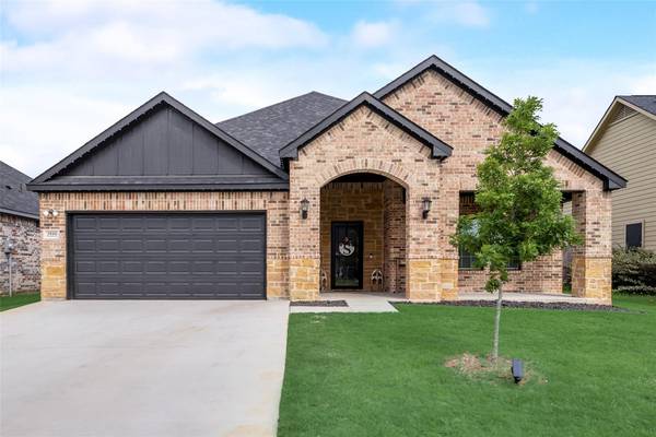 1844 Meadowview, Canton, TX 75103