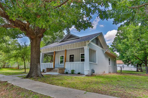 301 Belcher Street,  Gainesville,  TX 76240