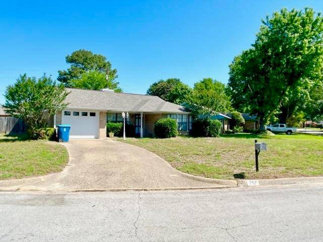 757 Southwood Drive, Athens, TX 75751