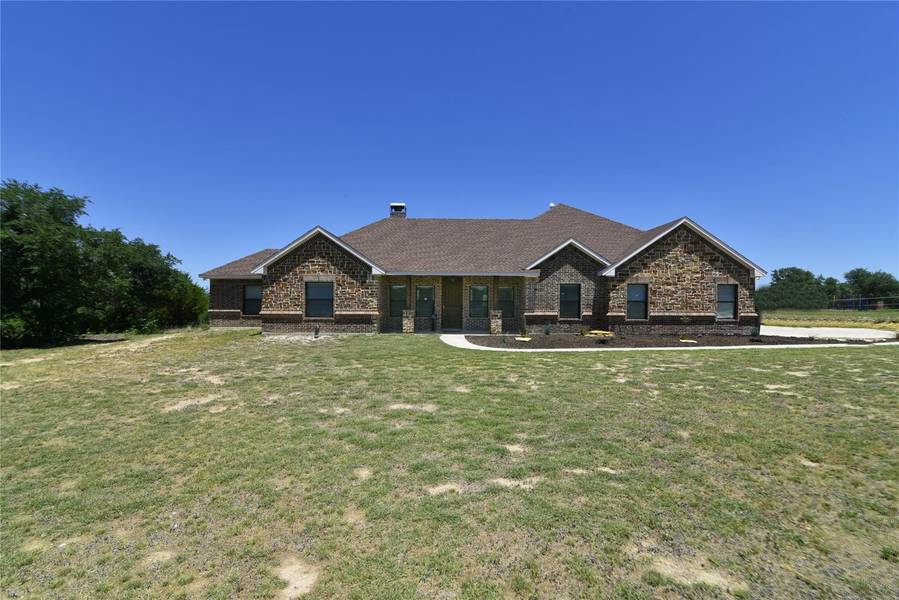 210 Carter Road, Springtown, TX 76082