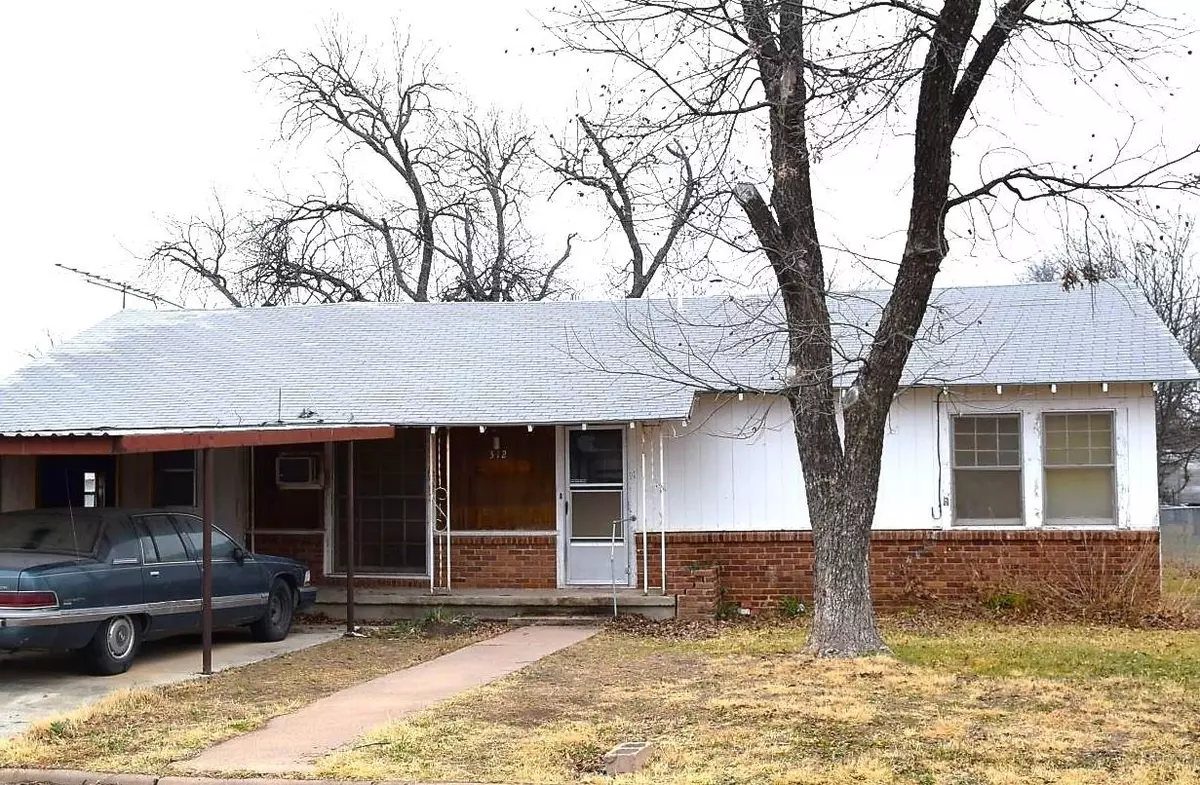 Coleman, TX 76834,312 W 10th Street