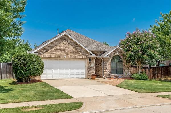 1505 Pine Hills Lane, Corinth, TX 76210