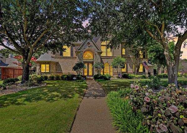 800 Parkdale Drive, Southlake, TX 76092